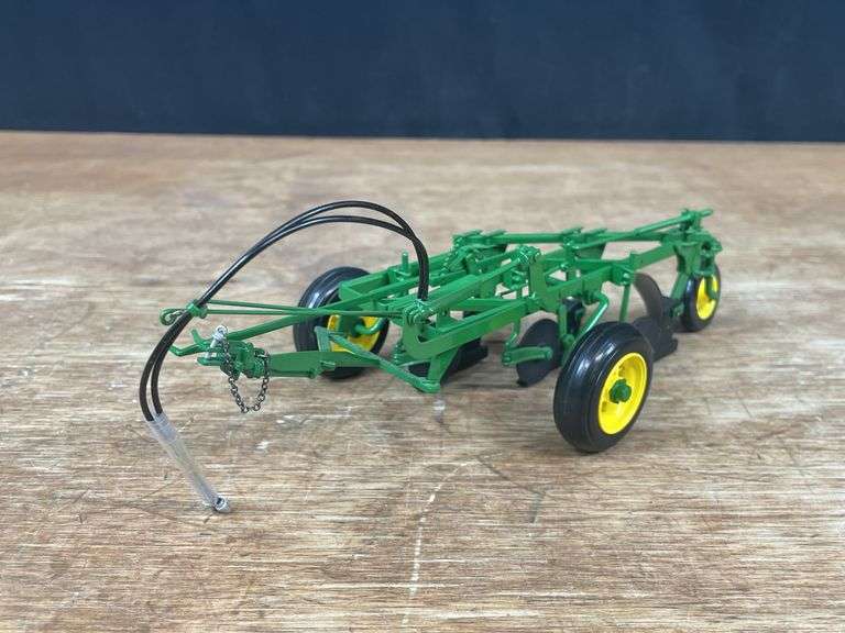 (2) 1/16 John Deere 55 Plow + Disk