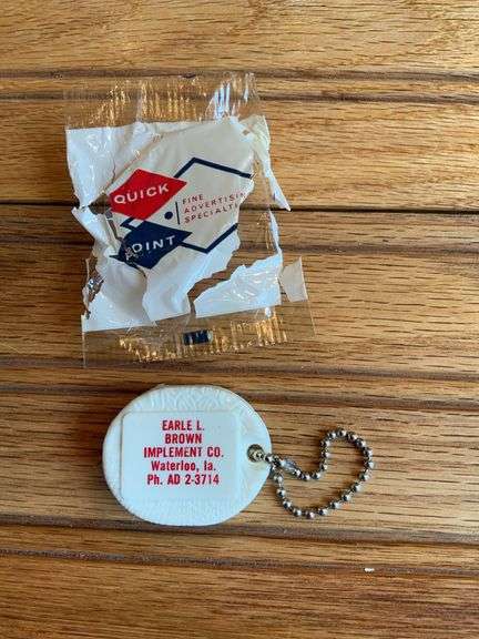 (2) IH Knife + Tape Measure