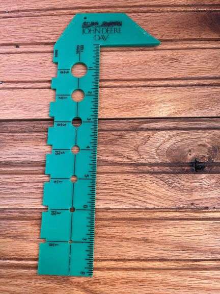 (2) John Deere Bolt Gauge + Giveaway