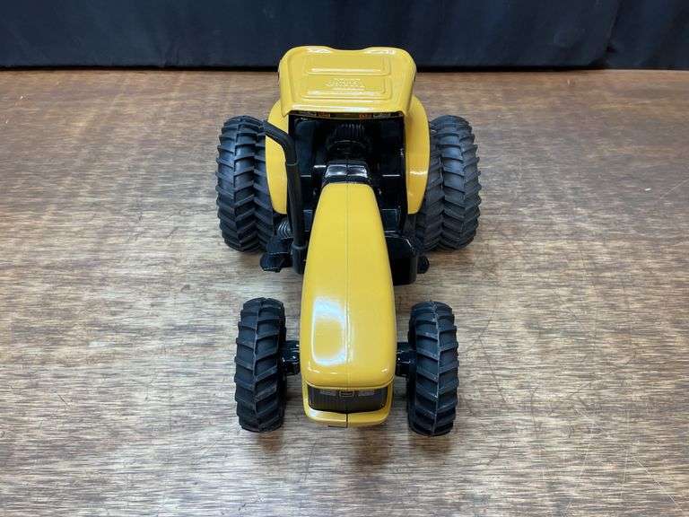 1/16 Challenger MT665 2002 FPS SM