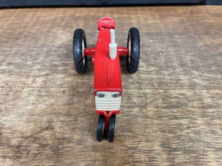 1/16 Tru-Scale 560 Carter
