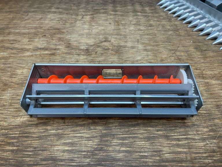 1/32 AC Gleaner L2 Combine Ertl