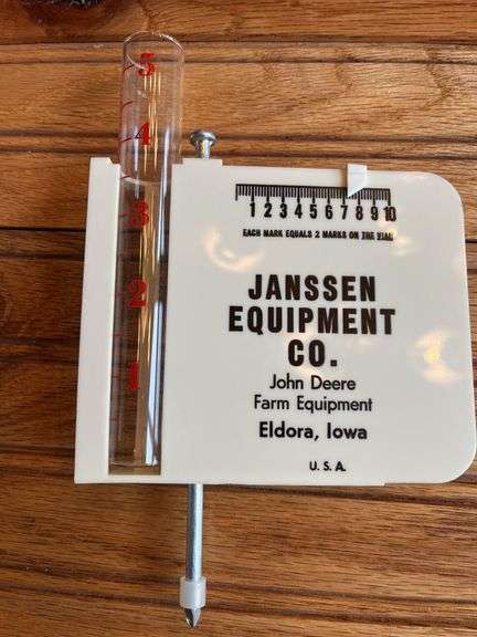 John Deere Rain Gauge NIB