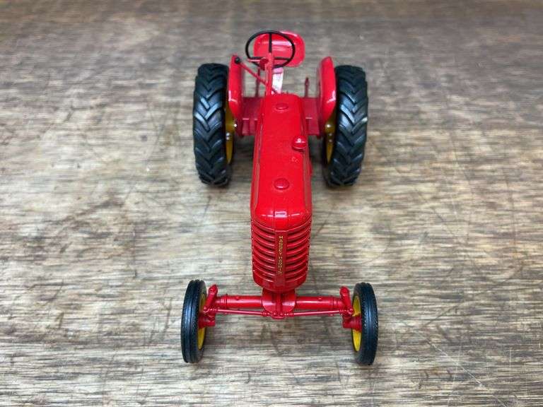 1/16 Massey-Harris Colt SC