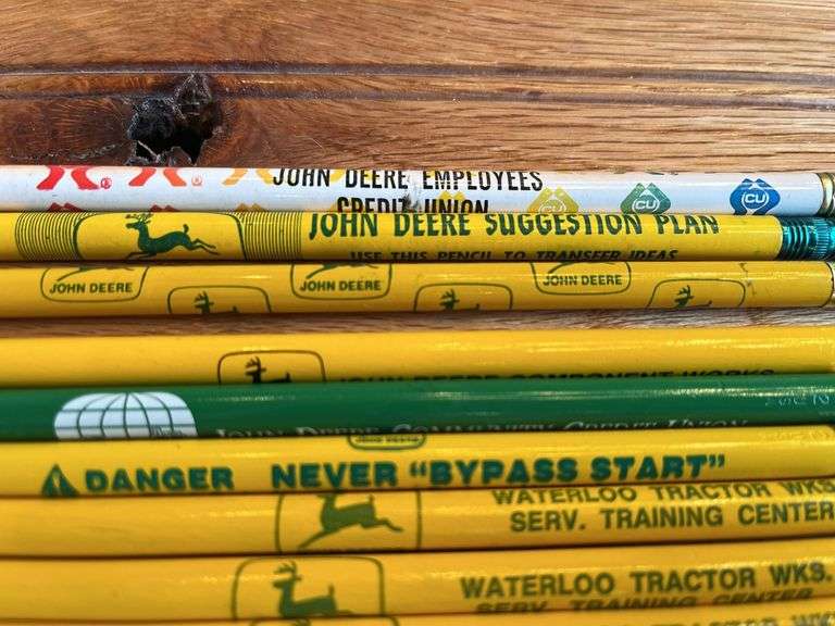 (15) John Deere Pencils