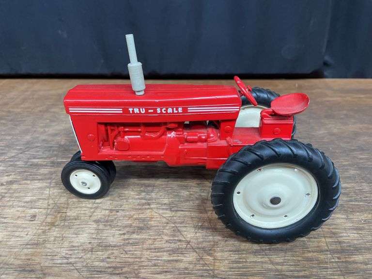 1/16 Tru-Scale 560 Carter