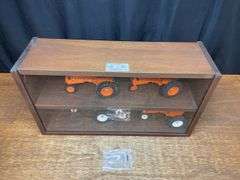 1/16 AC Tractor Set w/Display Case SC