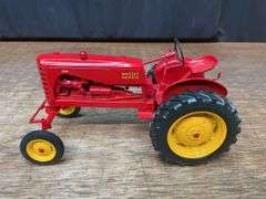 1/16 Massey-Harris Colt SC