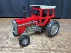 1/16 Massey Ferguson 1105 Ertl