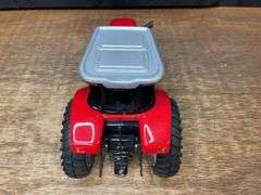1/16 Massey Ferguson 8270 SM