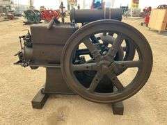 Early 3 Bolt 5 HP poppet Valve Thermoil Diesel Stationary Gas Engine.