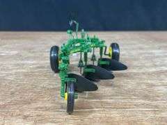 (2) 1/16 John Deere 55 Plow + Disk