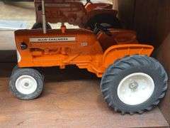1/16 AC Tractor Set w/Display Case SC