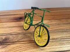 (4) John Deere Decorations