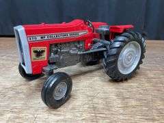 1/16 Massey Ferguson 270 1983 Phoenix Ertl