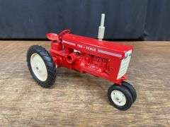 1/16 Tru-Scale 560 Carter
