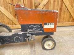 AC 7045 Pedal Tractor Ertl