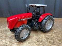 1/16 Massey Ferguson 8270 SM