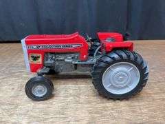 1/16 Massey Ferguson 270 1983 Phoenix Ertl