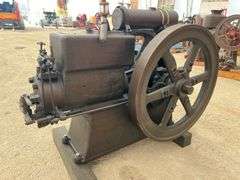 Early 3 Bolt 5 HP poppet Valve Thermoil Diesel Stationary Gas Engine.