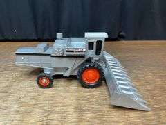 1/32 AC Gleaner L2 Combine Ertl