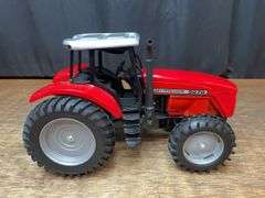 1/16 Massey Ferguson 8270 SM