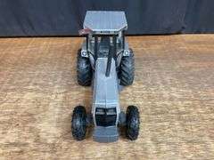 1/16 White 170 Workhorse SM