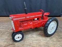 1/16 Tru-Scale 560 Carter