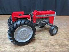 1/16 Massey Ferguson 270 1983 Phoenix Ertl