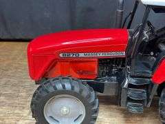 1/16 Massey Ferguson 8270 SM