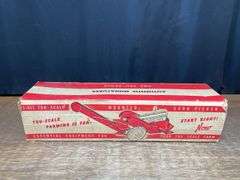 1/16 Tru-Scale Corn Picker NIB Carter