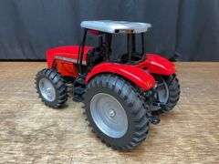 1/16 Massey Ferguson 8270 SM