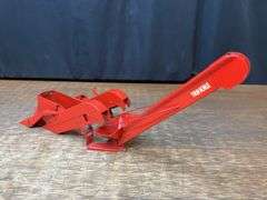 1/16 Tru-Scale Corn Picker NIB Carter