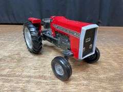1/16 Massey Ferguson 270 1983 Phoenix Ertl