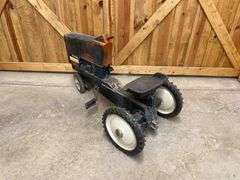 AC 7045 Pedal Tractor Ertl