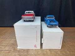 (2) 1/24 Chevrolet Pickups NIB Danbury Mint