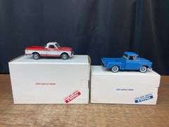 (2) 1/24 Chevrolet Pickups NIB Danbury Mint