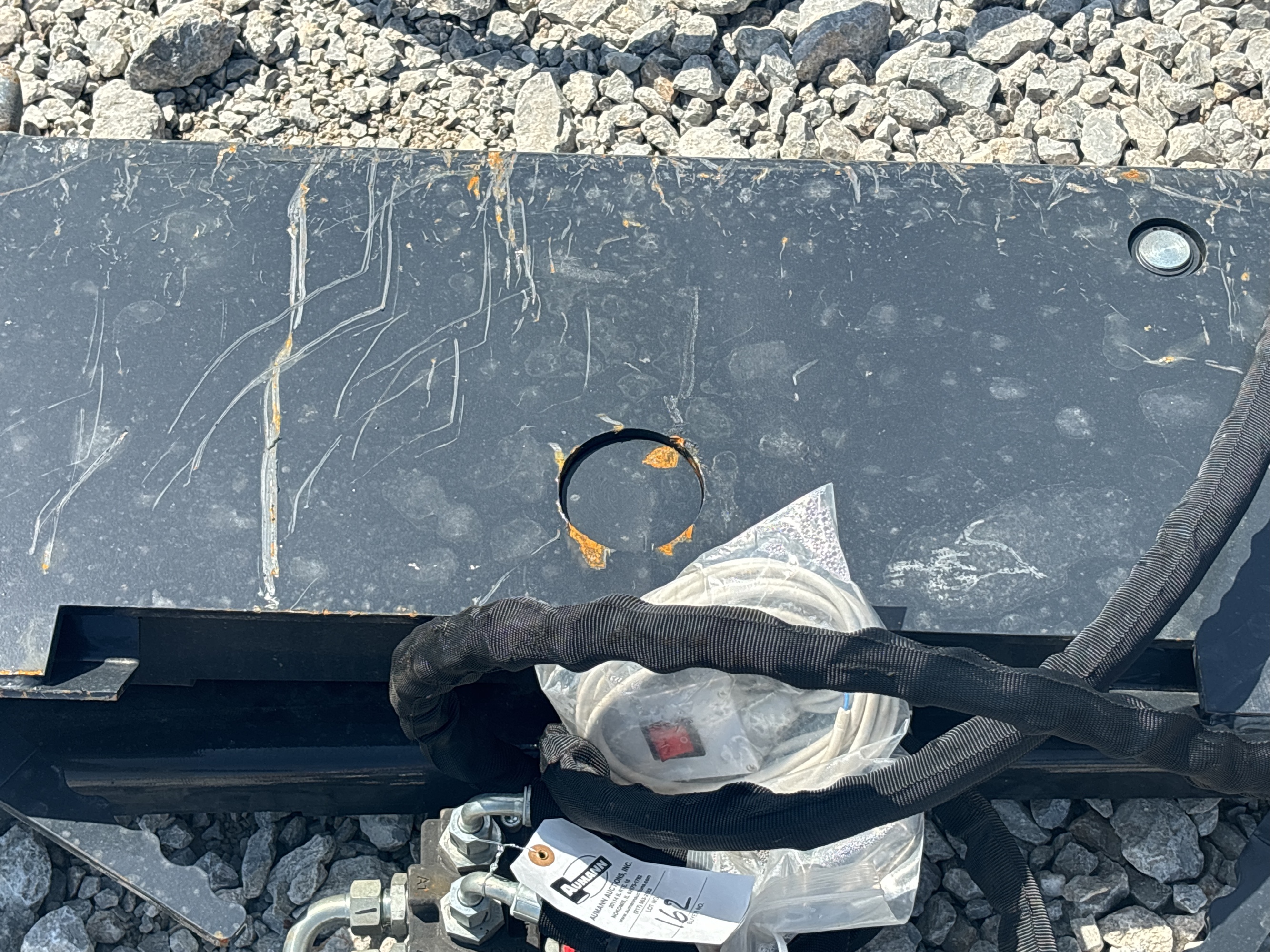 Lot image 4