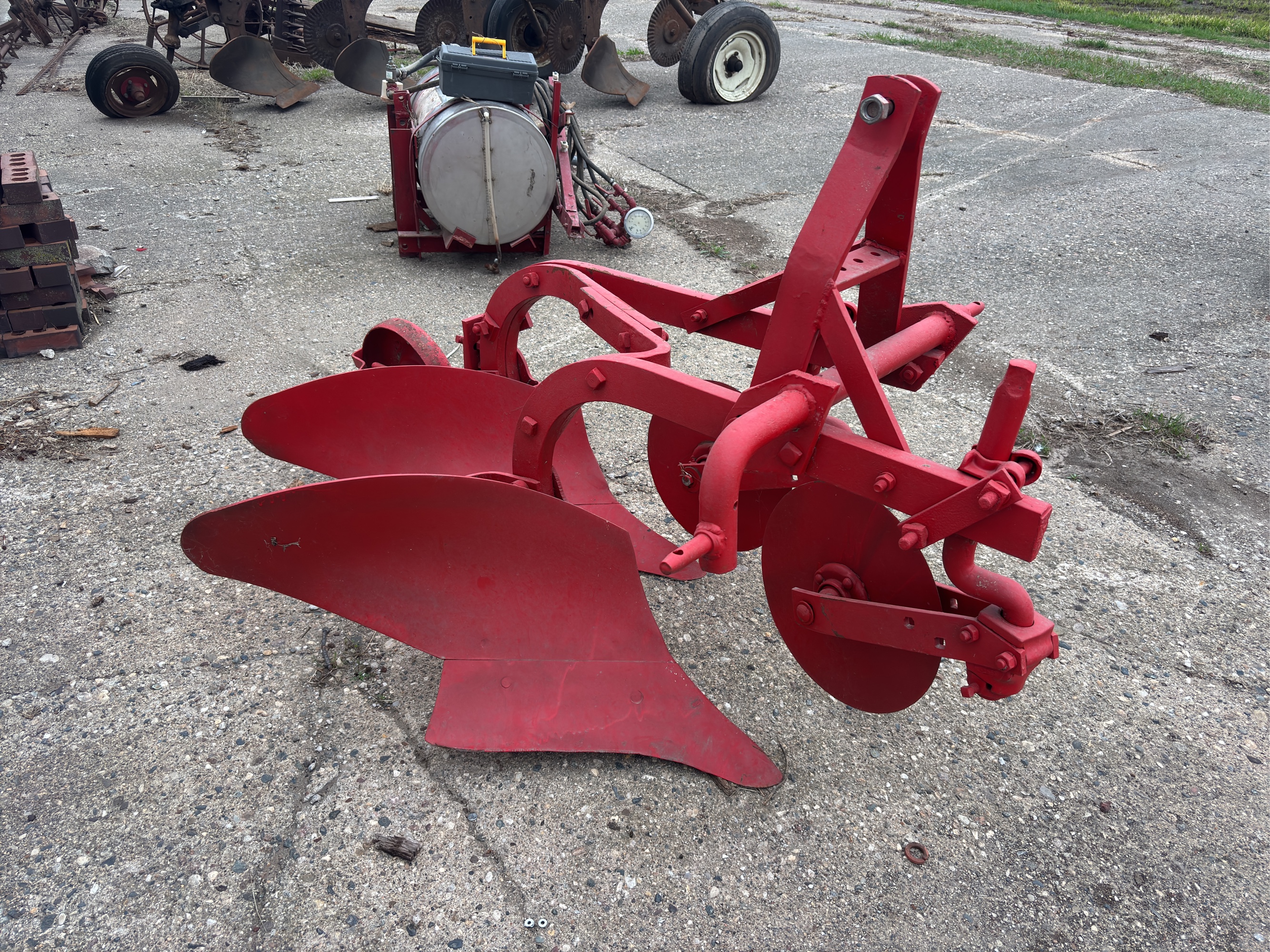 Lot image 1