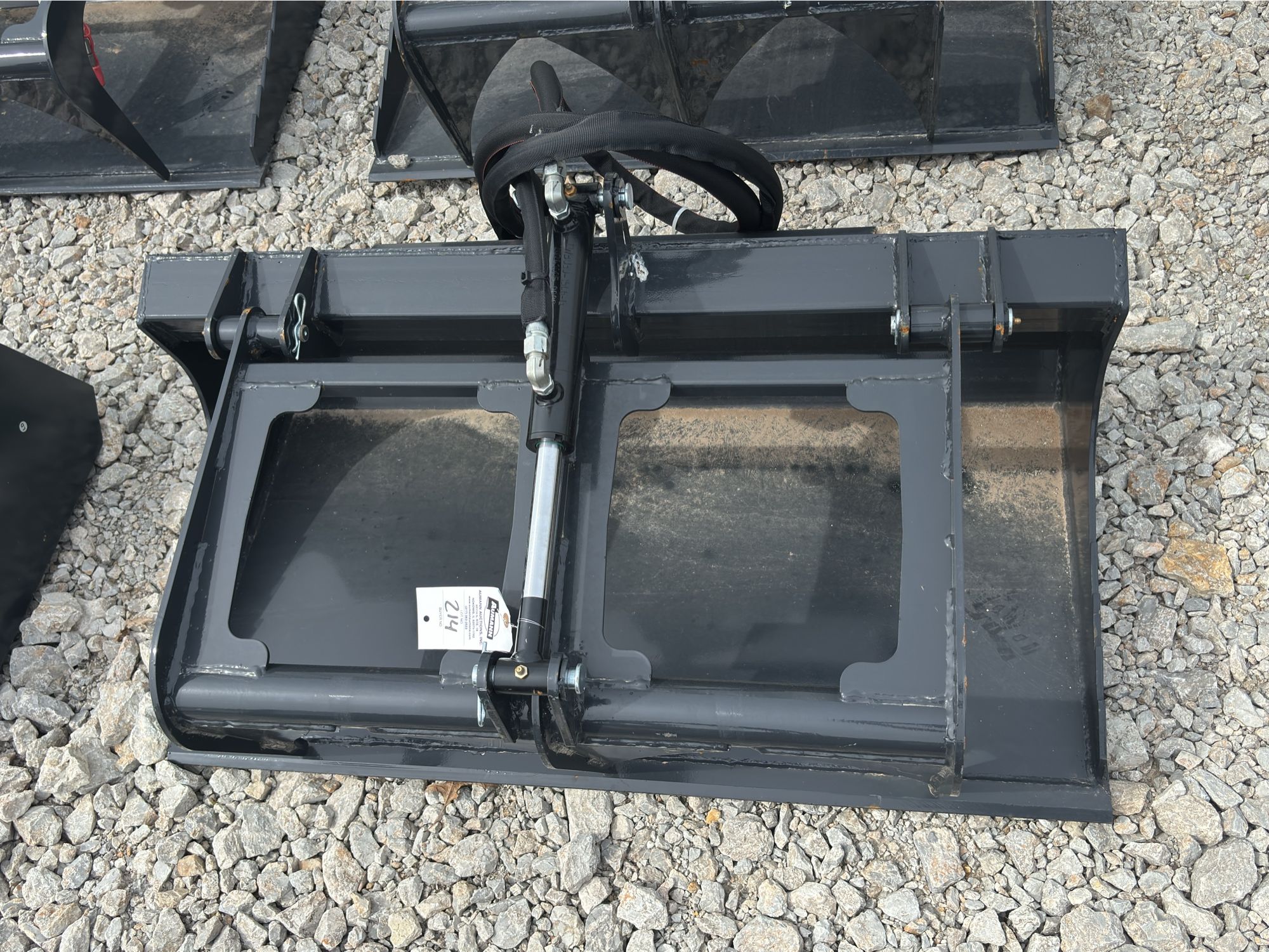 Lot image 1