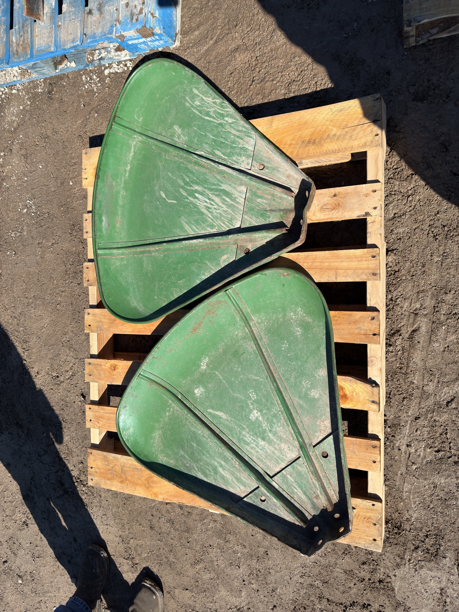 Lot image 8