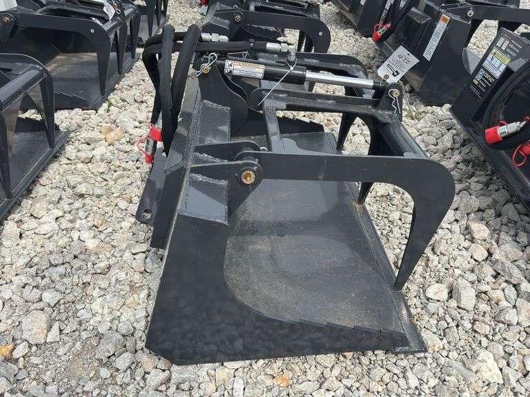 Mini Stump Grapple