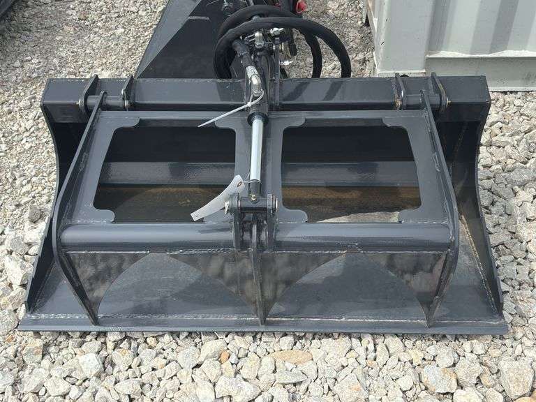 Mini Stump Grapple