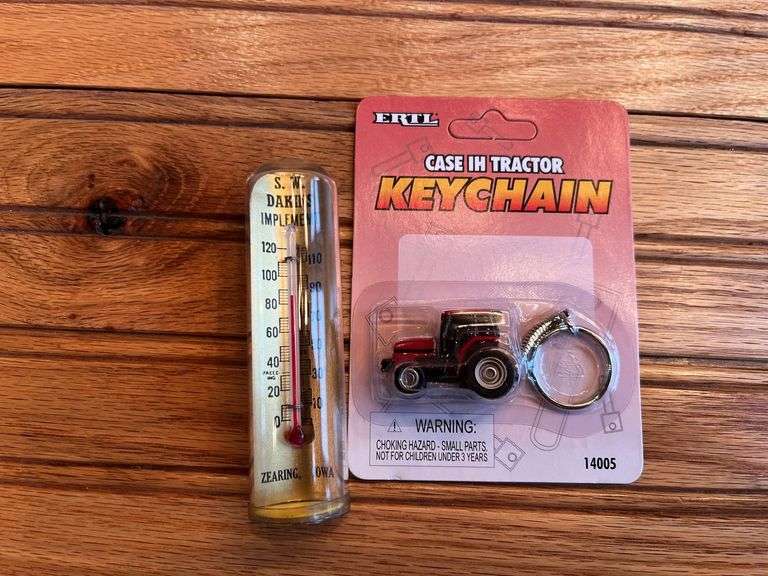 (2) IH Themometer + Case-IH Keychain image