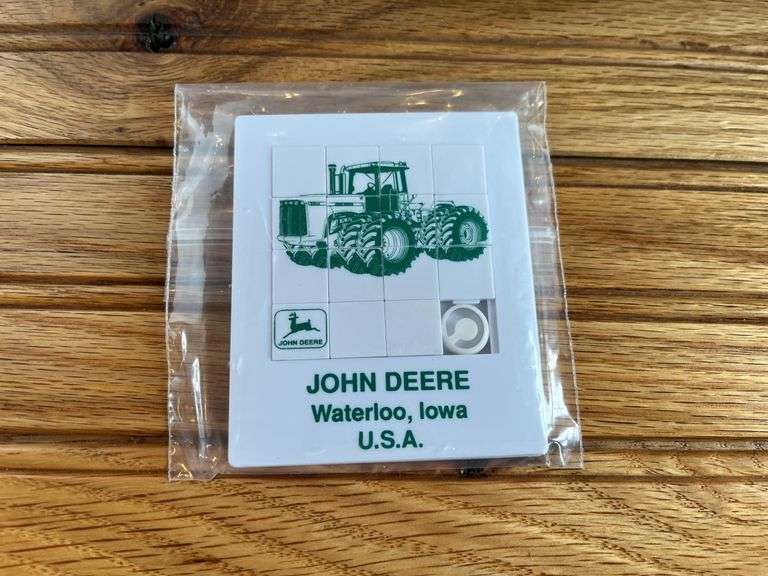 (2) John Deere S&P Shakers + Crate