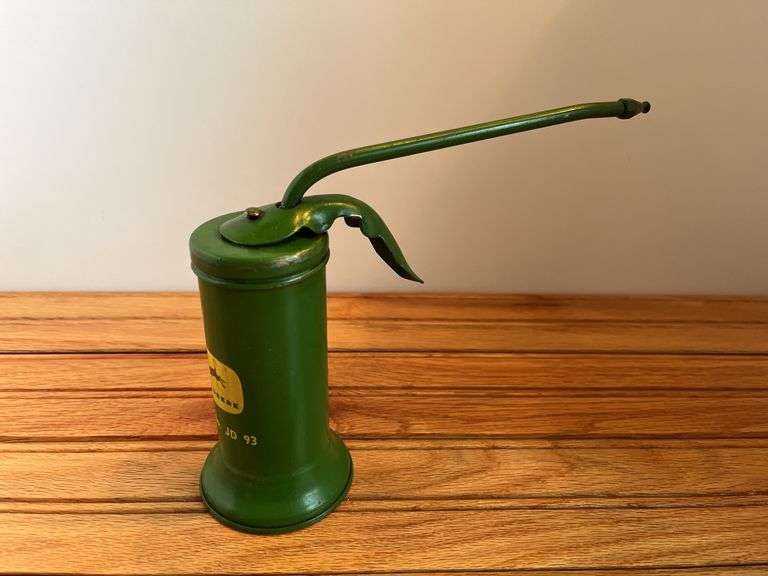 John Deere Oil Can image