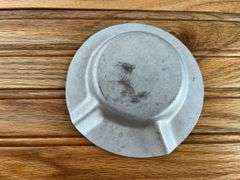(2) Oliver Ashtrays