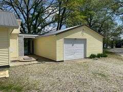 12 Elizabeth Cr. Pana, IL