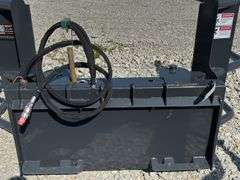 Bale Squeeze Hydraulic Adjustable
