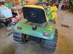 John Deere 212 lawn tractor with attachments